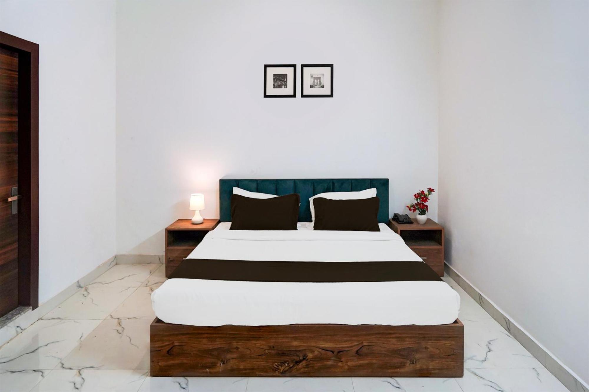 Hotel Super Townhouse Sector 86 Near Sector 83 Metro Station Noida Exterior foto