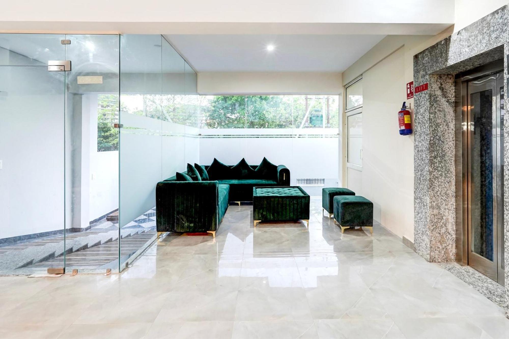 Hotel Super Townhouse Sector 86 Near Sector 83 Metro Station Noida Exterior foto